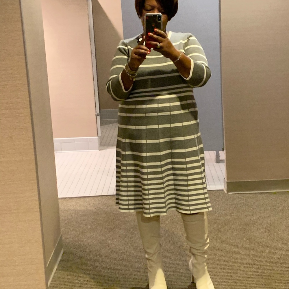 Gray & White fit & flare sweater dress. Women size 14/16